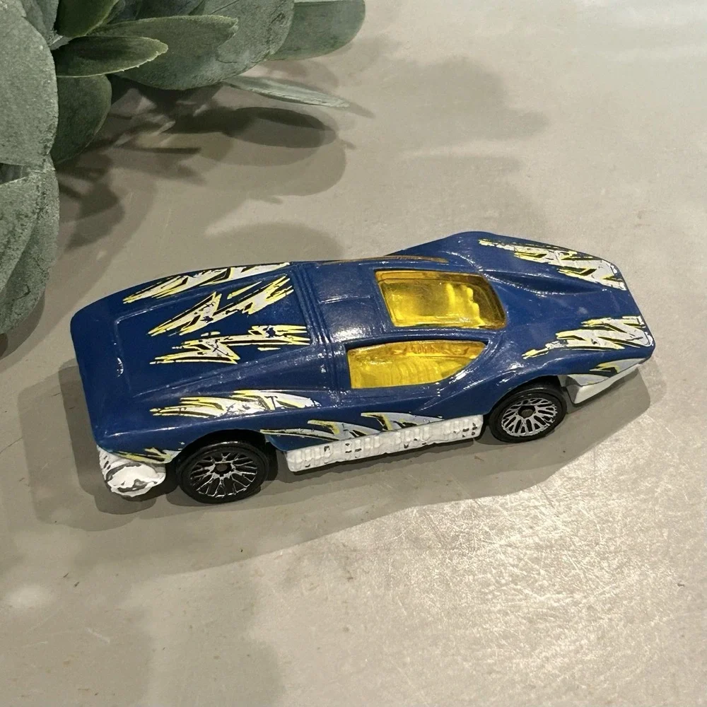 Hot Wheels-Mattel-Vintage 1974 Blue Silver Bullet‎ Hot Wheels Diecast Toy Car